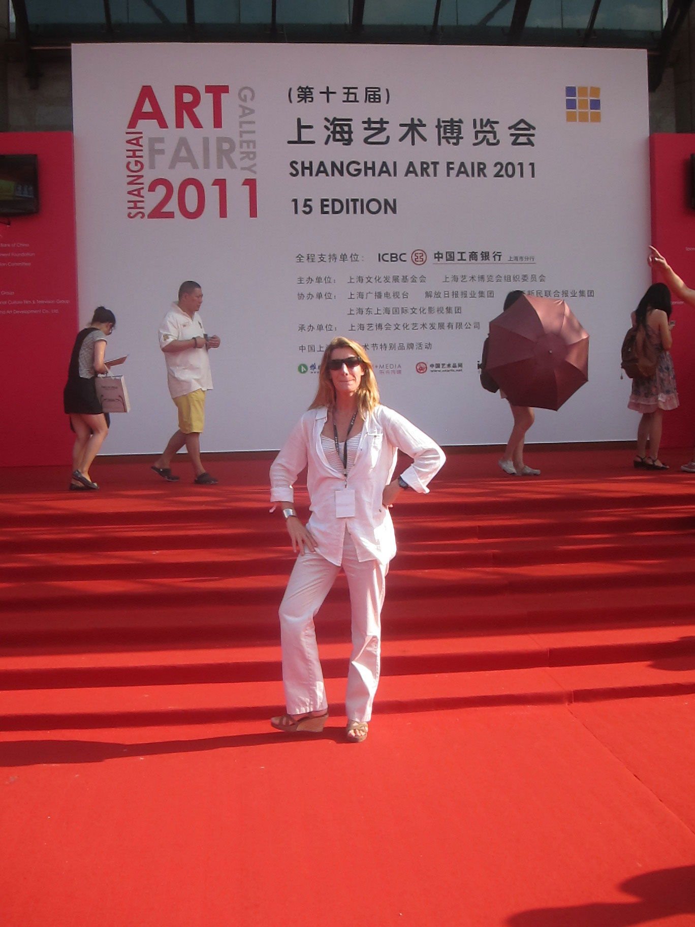 La sculpteure française Val - Valérie Goutard - avec Philippe Staib Gallery à Shanghai Art Fair avec Sculptureval