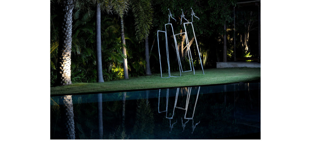 The parade II by French sculptor Val - Valérie Goutard - with Sculptureval in Hua Hin - Thailand