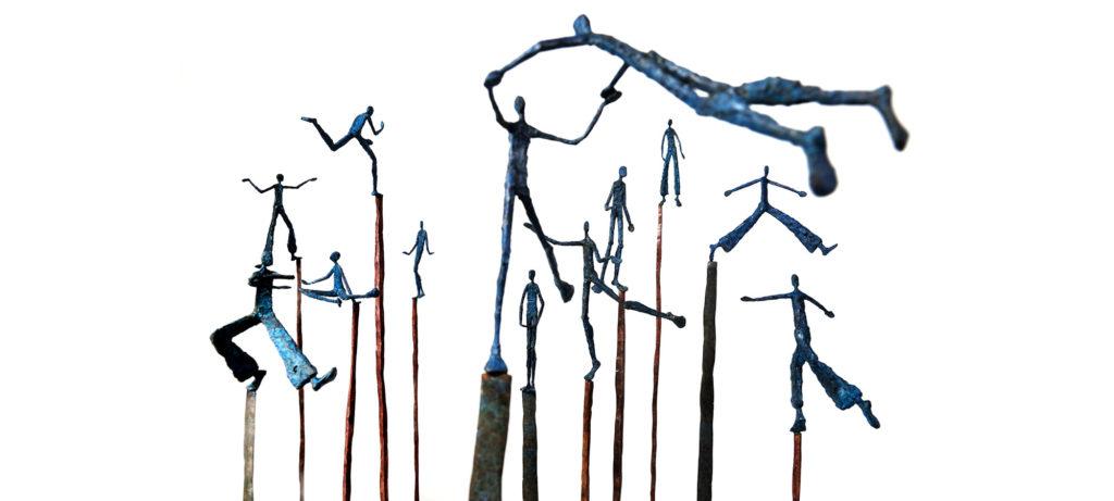 Theatre of joy I à XII de la sculpteure française Val – Valérie Goutard – avec Sculptureval