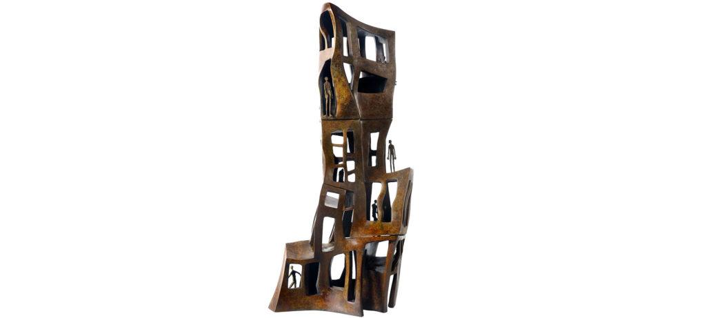 Ville fantastique de la sculpteure française Val – Valérie Goutard – avec Sculptureval